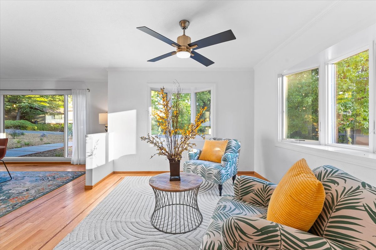 05-3333MiralomaDrSantaRosaCA95404DigitalTwinners05