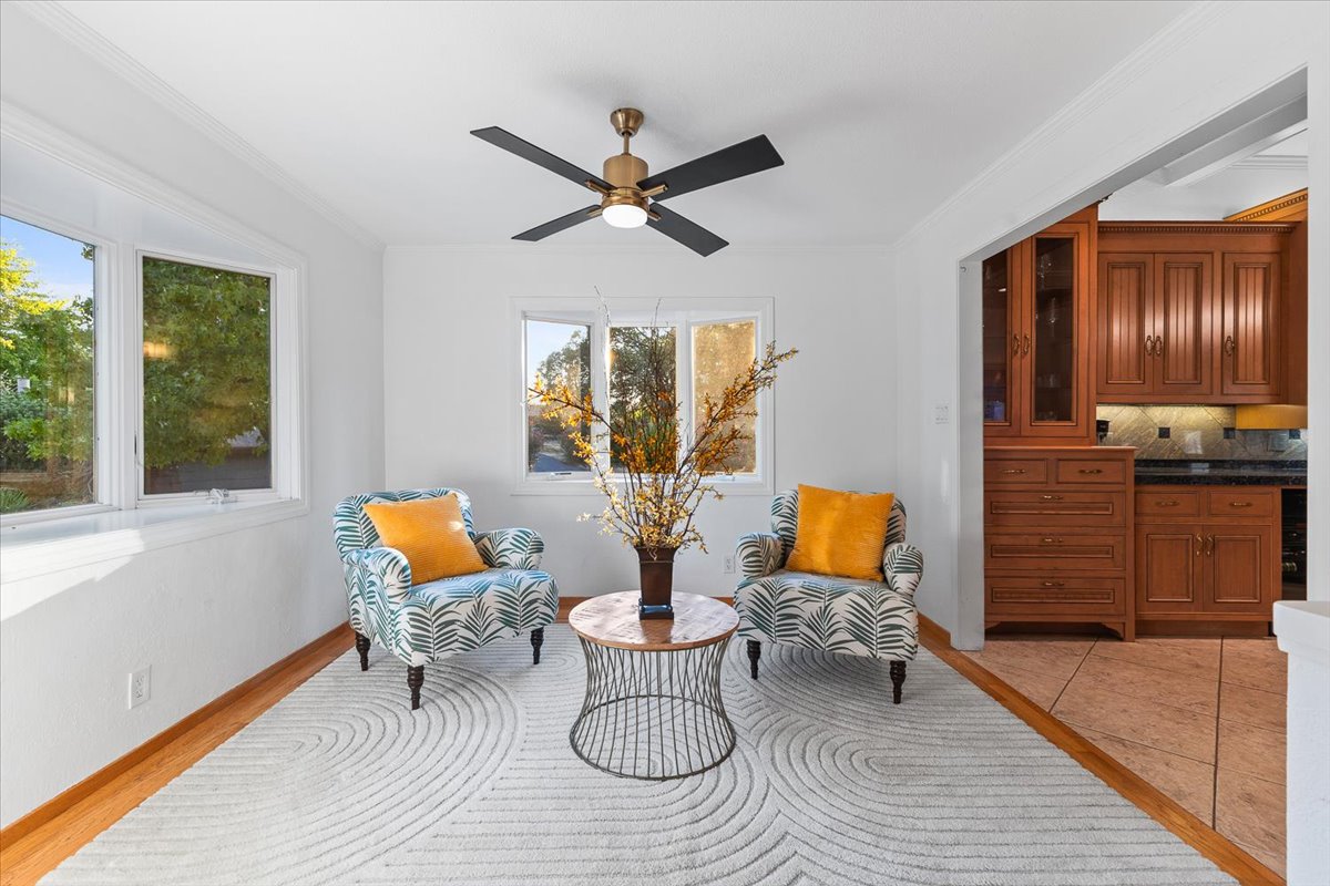 07-3333MiralomaDrSantaRosaCA95404DigitalTwinners07