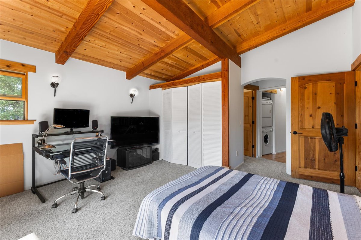 15-5262WikiupCtSantaRosaCA95403DigitalTwinners15