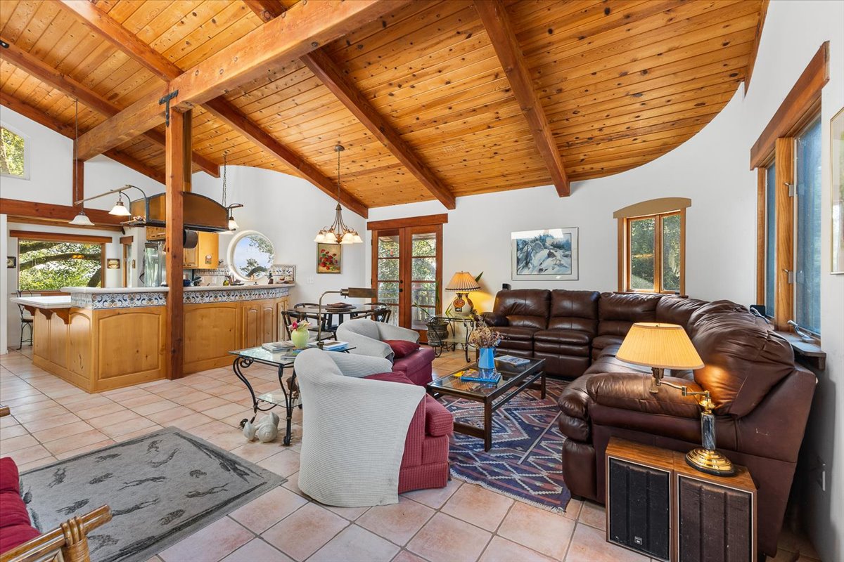 29-5262WikiupCtSantaRosaCA95403DigitalTwinners29