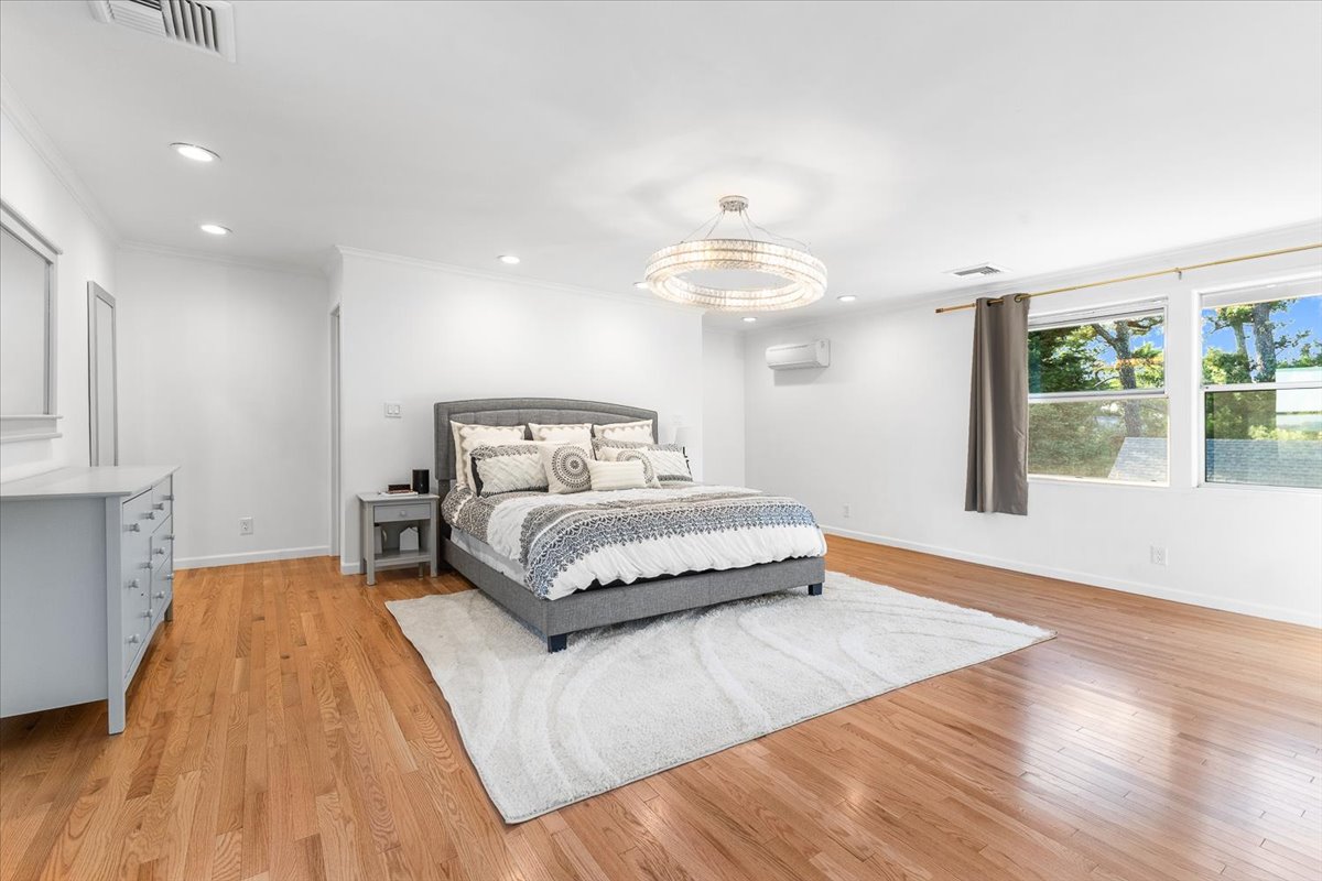 32-3333MiralomaDrSantaRosaCA95404DigitalTwinners32