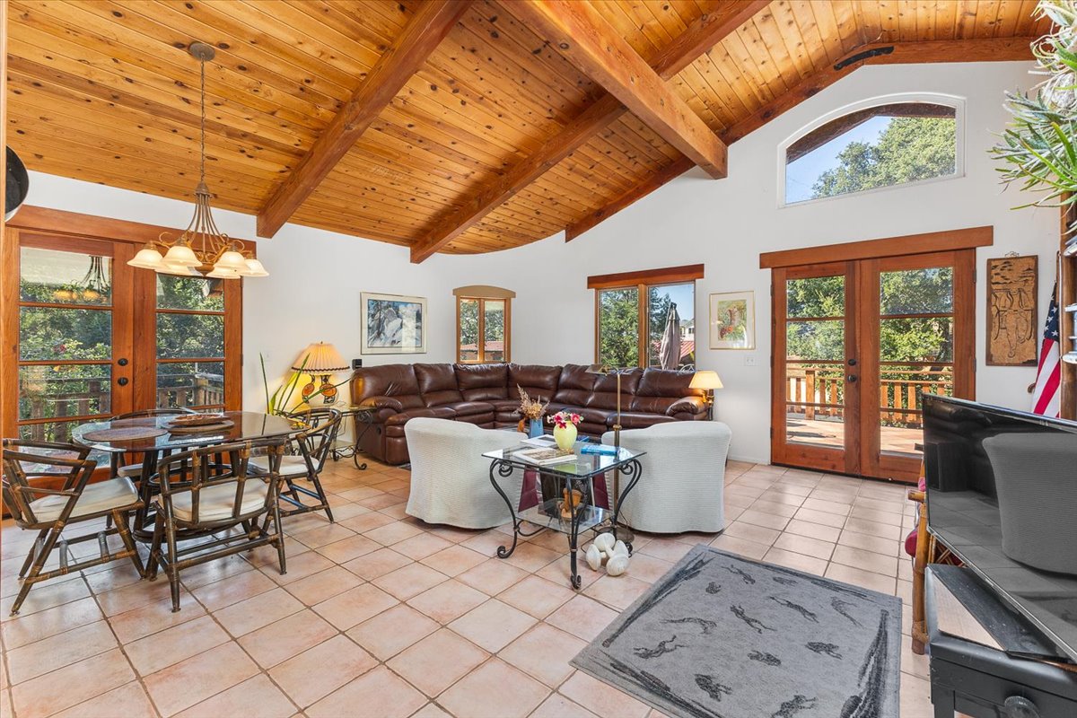 33-5262WikiupCtSantaRosaCA95403DigitalTwinners33