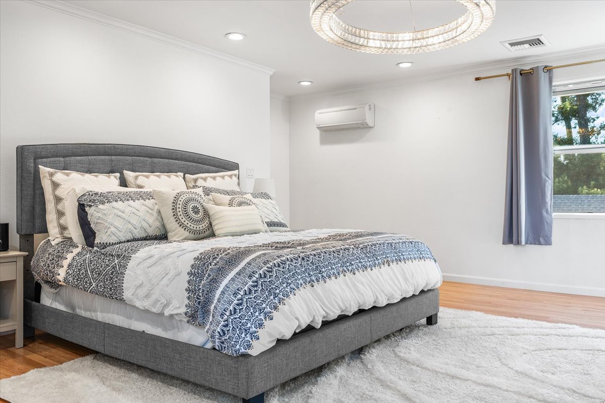 38-3333MiralomaDrSantaRosaCA95404DigitalTwinners38