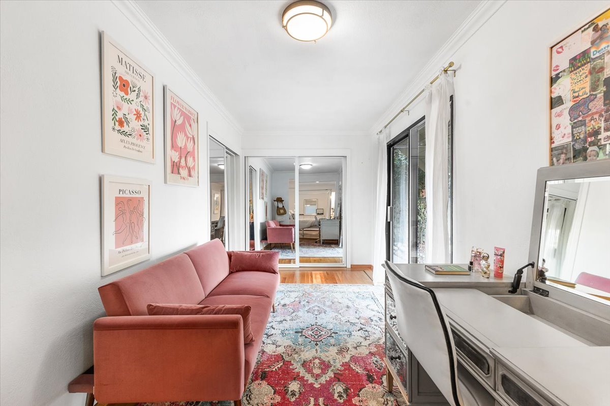 48-3333MiralomaDrSantaRosaCA95404DigitalTwinners48