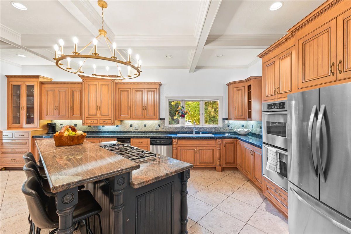 59-3333MiralomaDrSantaRosaCA95404DigitalTwinners59