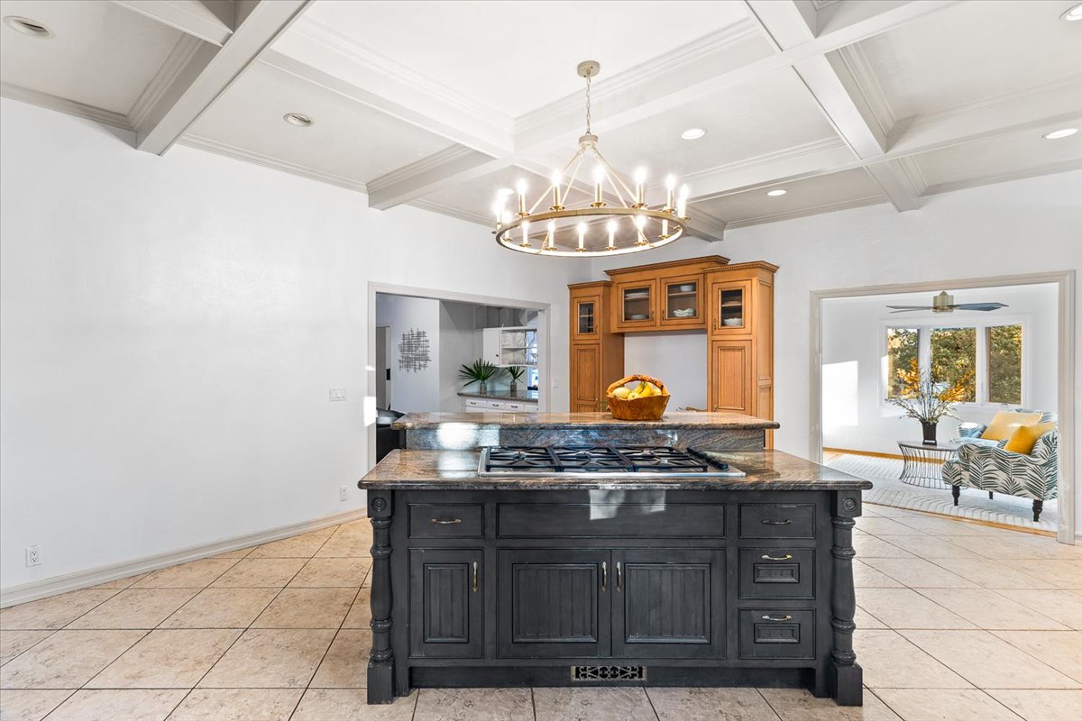 62-3333MiralomaDrSantaRosaCA95404DigitalTwinners62