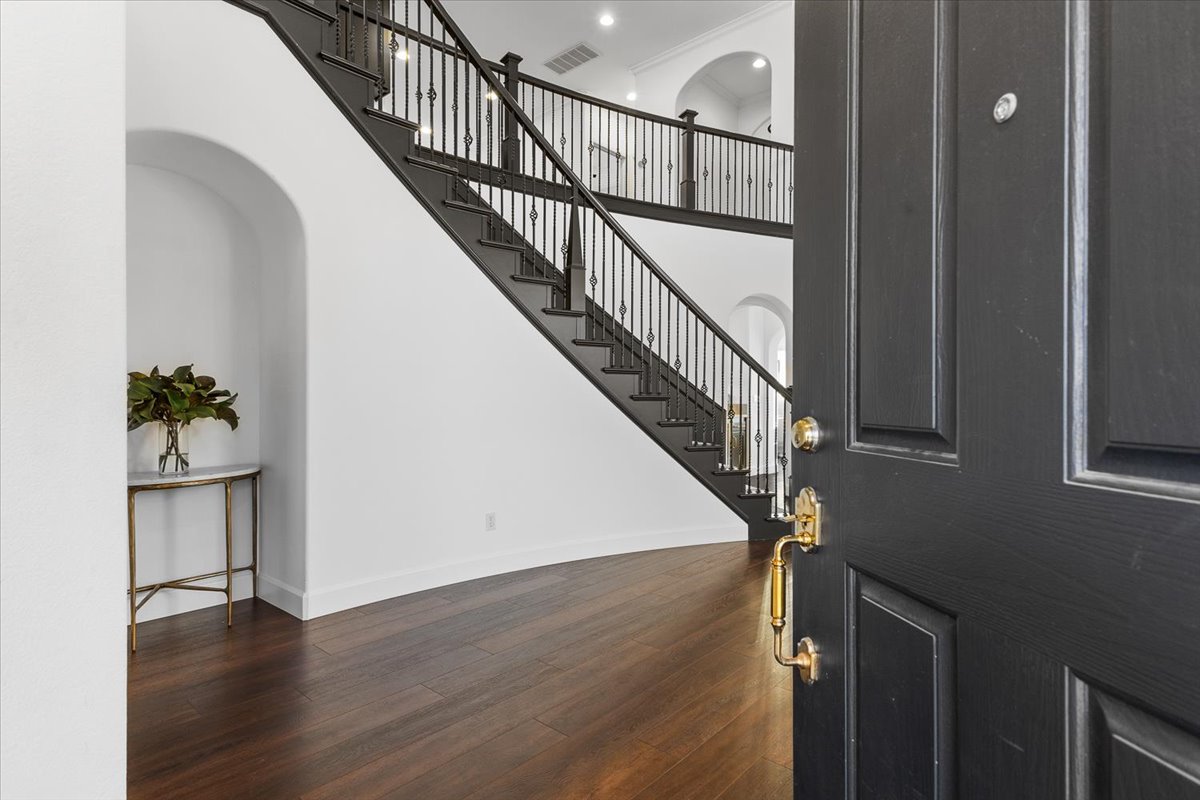 04-5866SailingHawkAveSantaRosaCA95409DigitalTwinners04