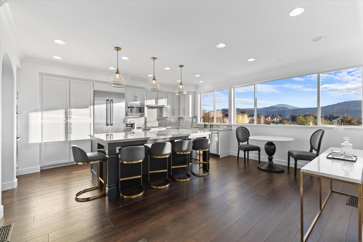 15-5866SailingHawkAveSantaRosaCA95409DigitalTwinners15