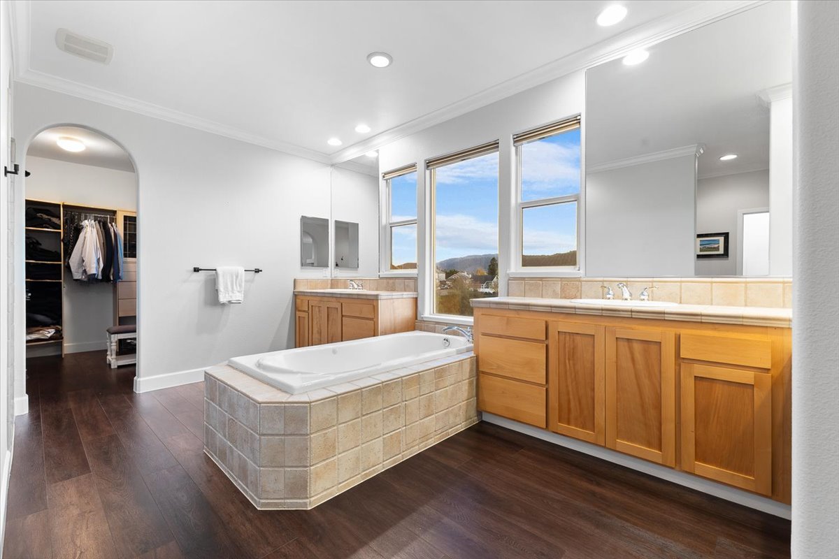 45-5866SailingHawkAveSantaRosaCA95409DigitalTwinners45